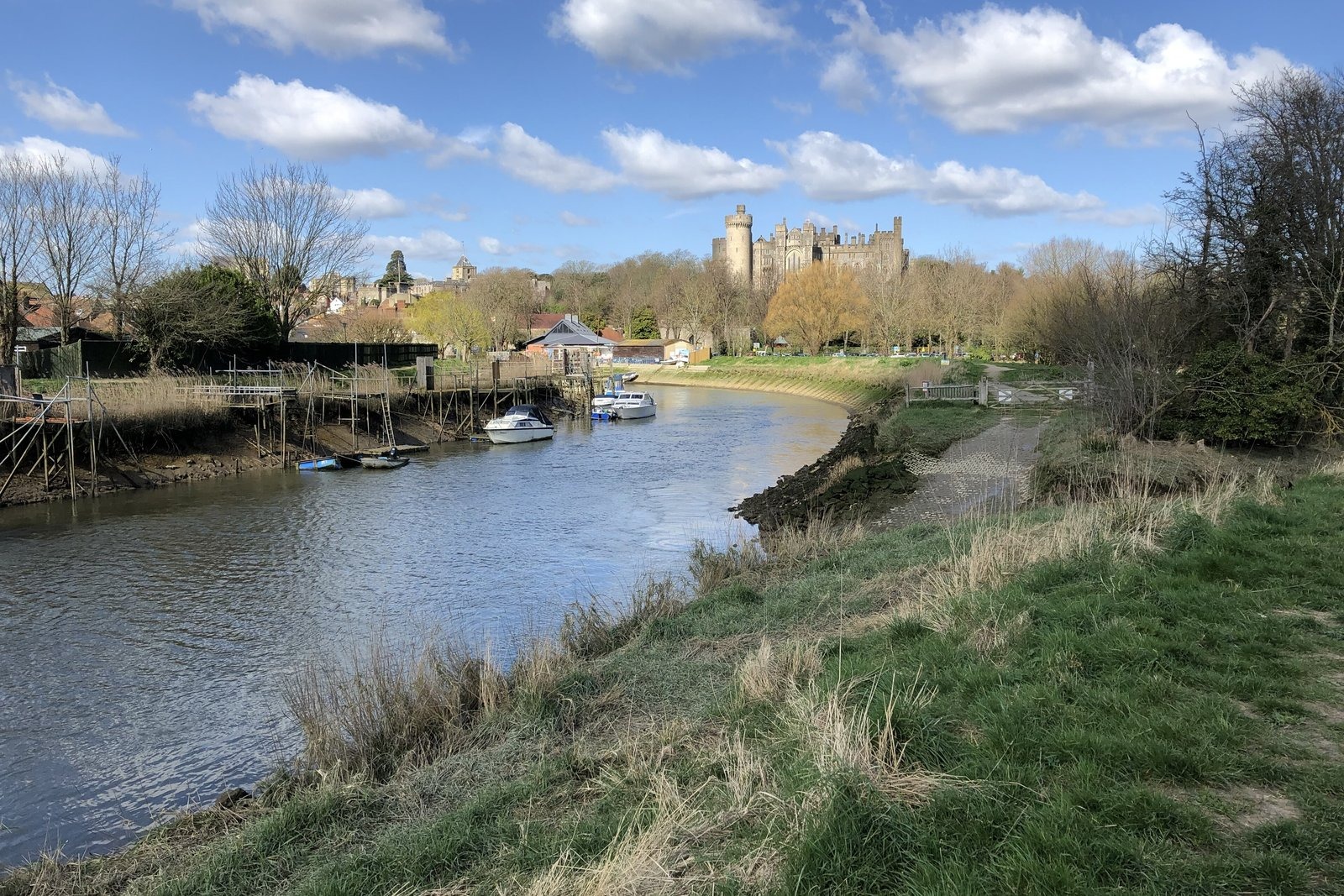 Arundel — the Castle of the Howards, the Divided Church and the Port on the Arun