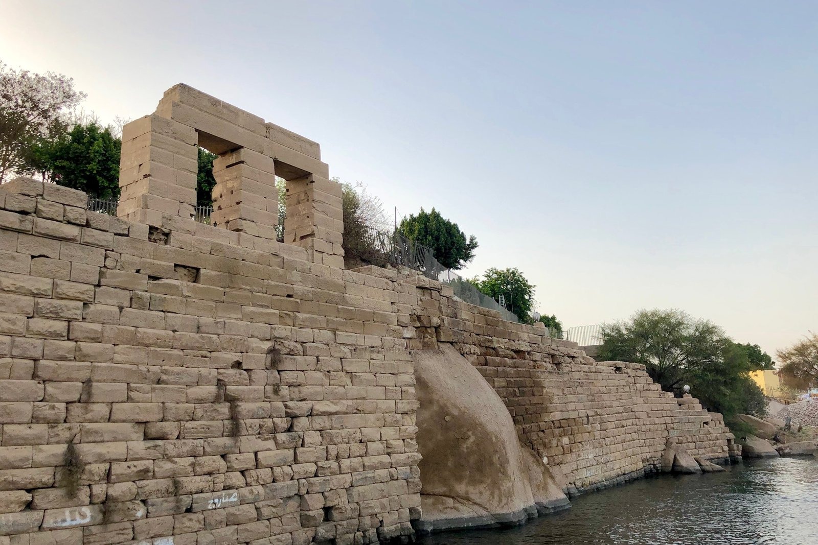 Elephantine — the Island of Khnum, Satet and the Nilometer