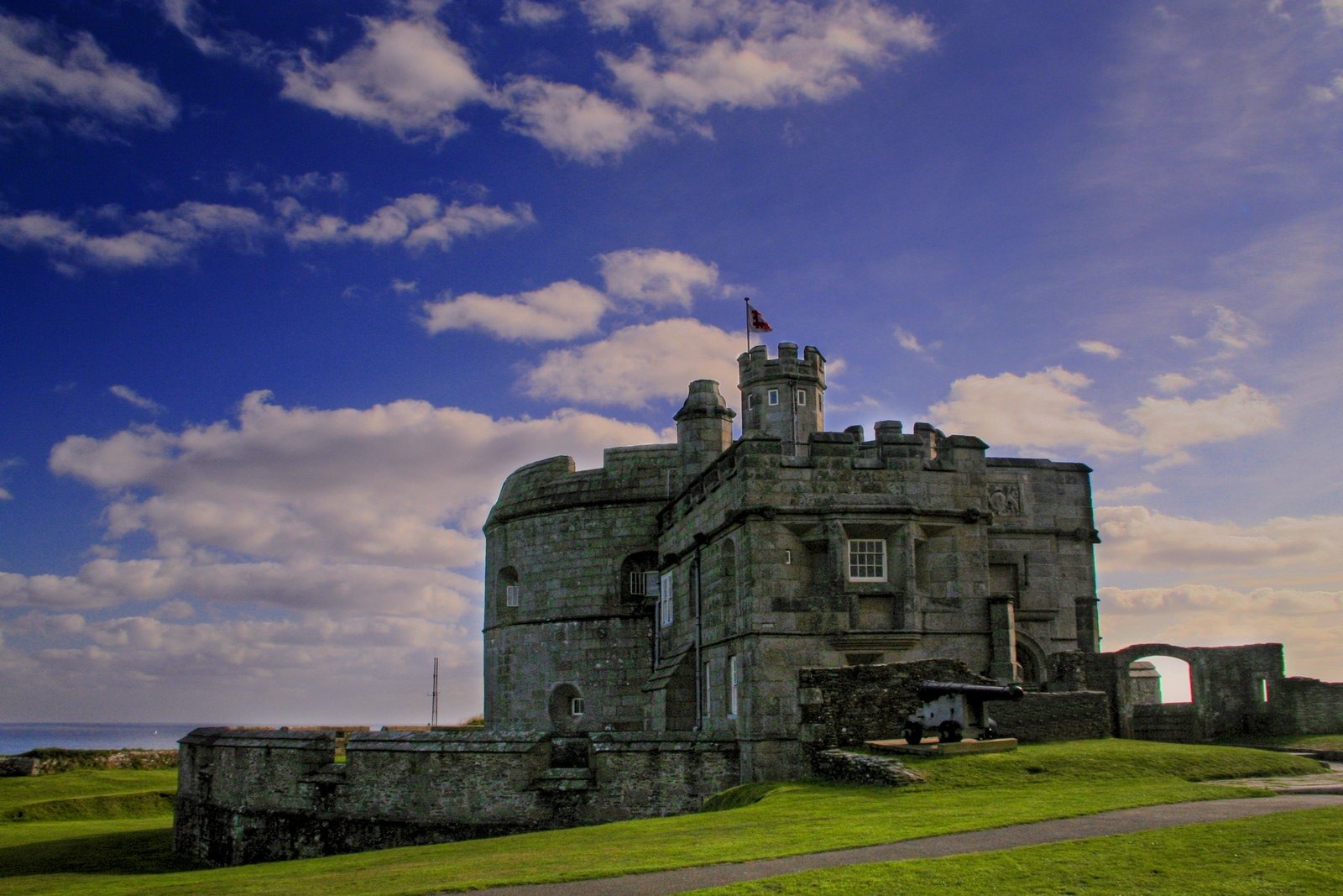 Falmouth — Pendennis Castle, the Packets and the Harbour of the Killigrews