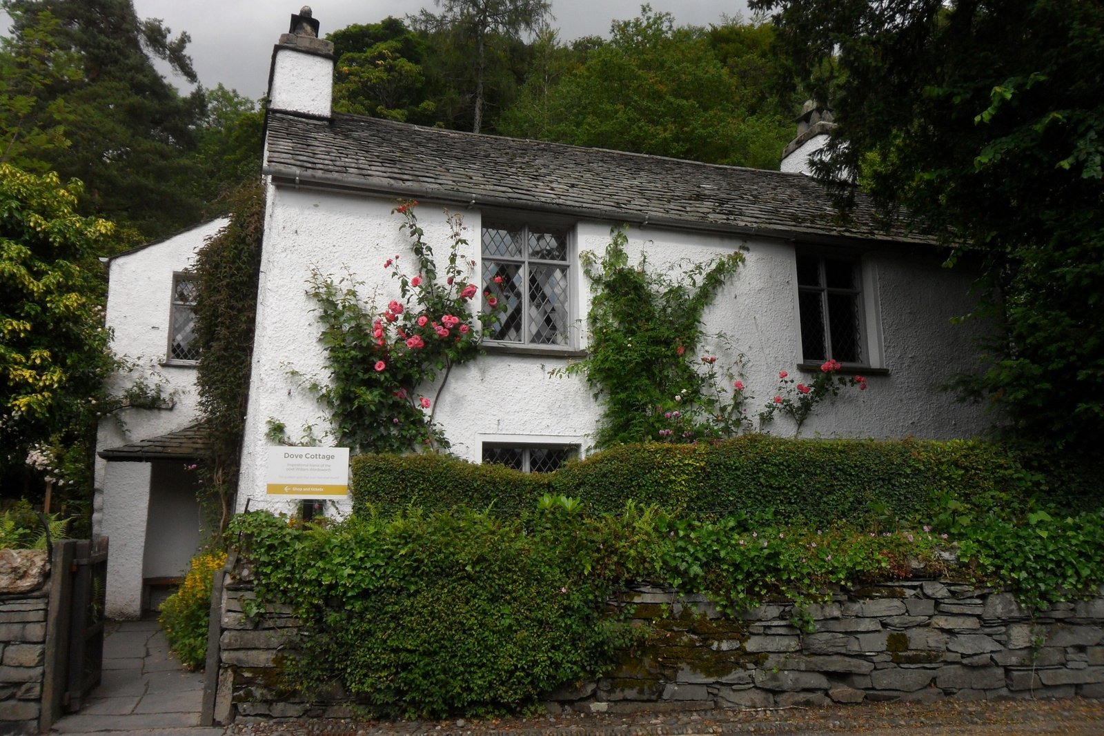 Wordsworth's Grasmere — Dove Cottage, St Oswald's and the Coffin Route to Rydal Mount