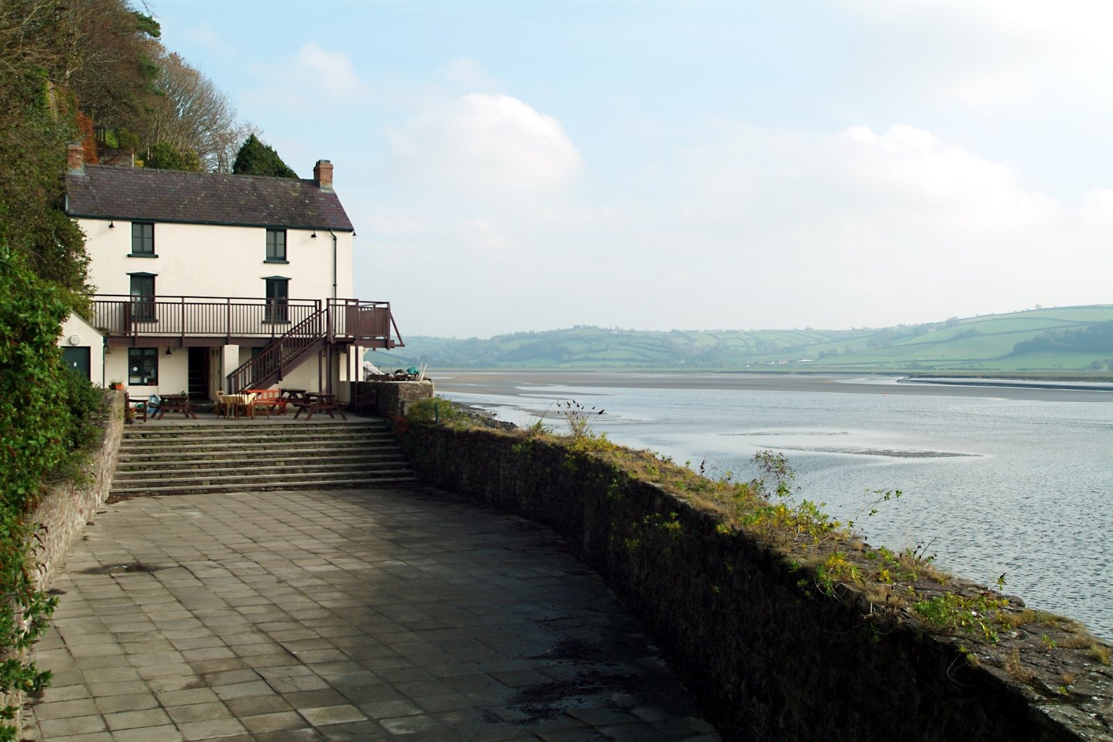 Laugharne — Dylan Thomas's Boathouse, the Castle and the Portreeve's Town