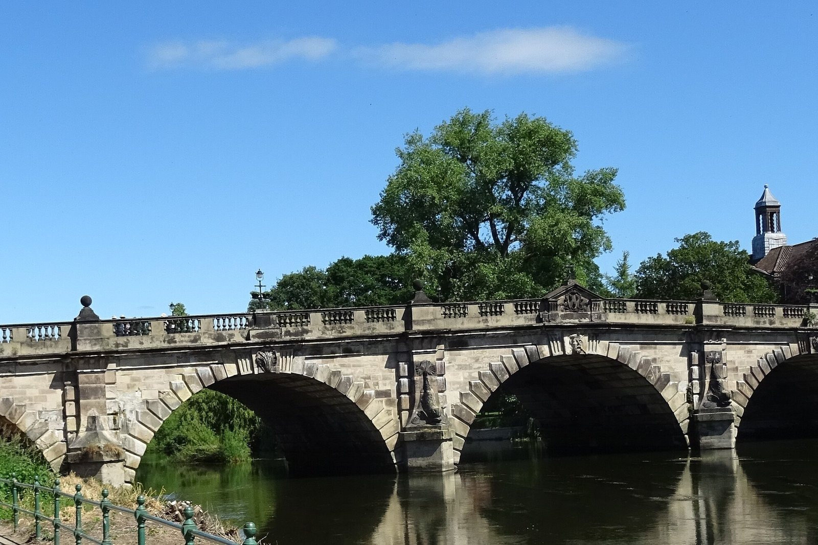 Shrewsbury — Darwin's Town, the Abbey, the Shuts and the Two Bridges